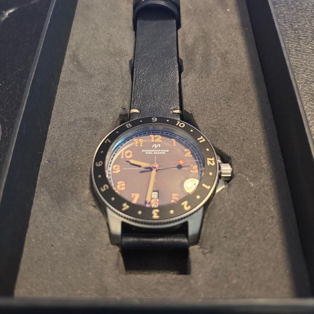 Unbranded Men's Black and Navy Watch - Picture 2 of 8